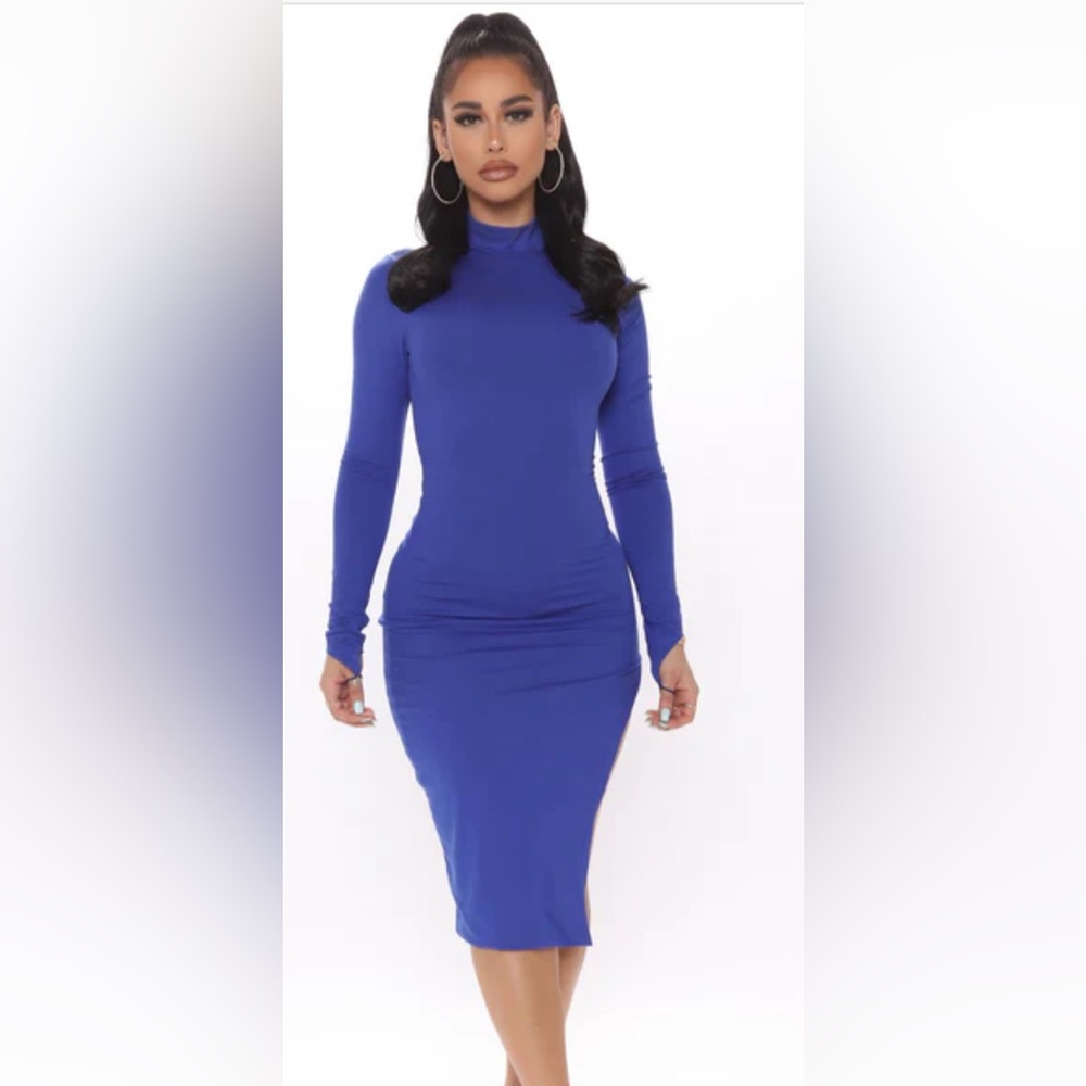 Elegant Blue Long Sleeve Dress